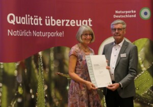 Naturpark Schlaubetal: Inka Schwand (Leiterin Naturpark Schlaubetal), Friedel Heuwinkel (Präsident Verband Deutscher Naturparke e. V.)